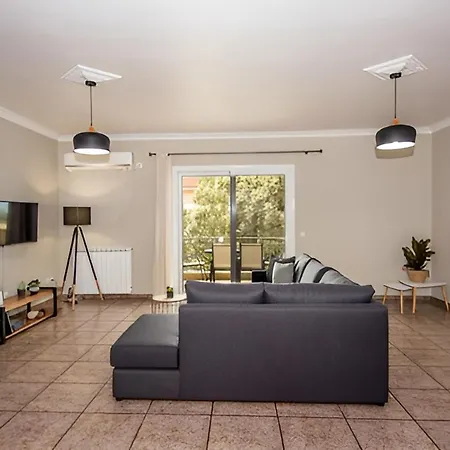 Aristotelis Lakithra-alexandra Apartament *