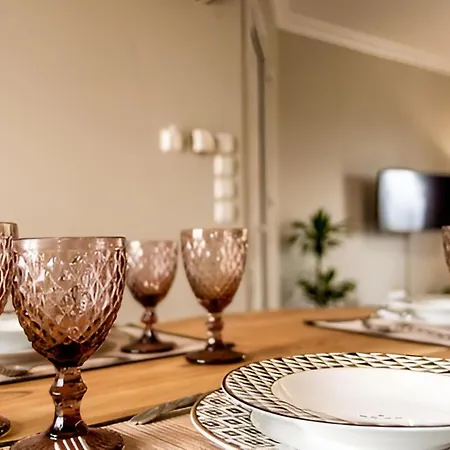 Aristotelis Lakithra-alexandra Apartamento *